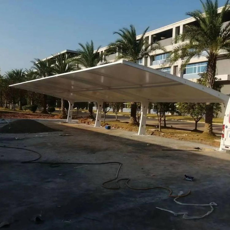 化隆膜结构汽车棚